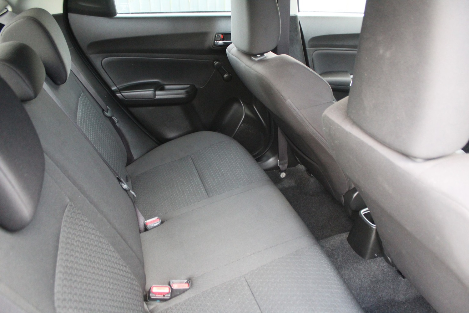 Used Suzuki Swift 2018 for sale - 77085310: Photo 13