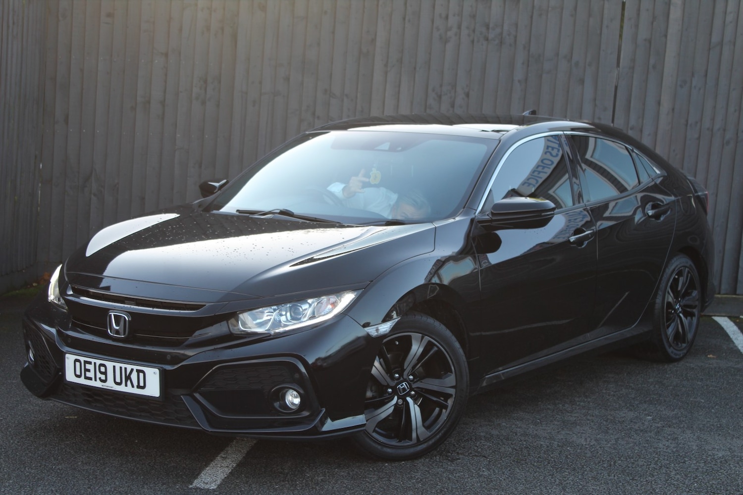 Used Honda Civic 2019 for sale - 77085320: Photo 5