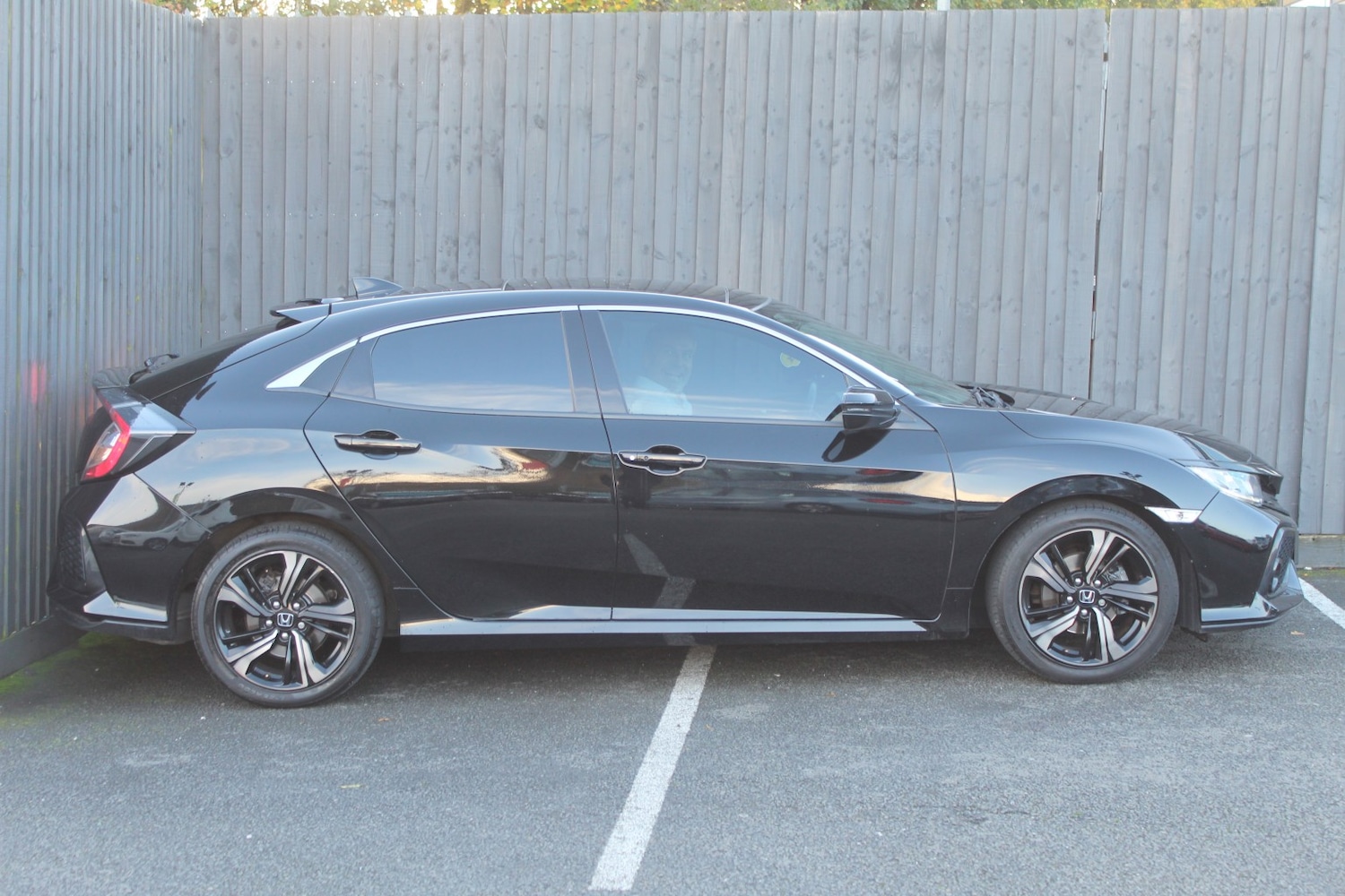 Used Honda Civic 2019 for sale - 77085320: Photo 9