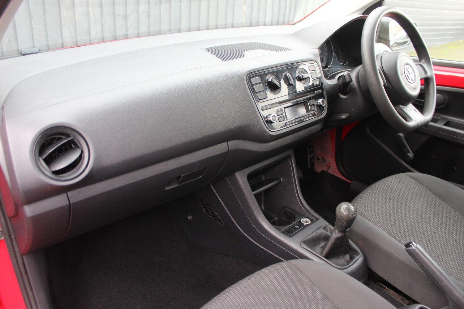Used Volkswagen up! 2014 for sale - 76924368: Photo 16