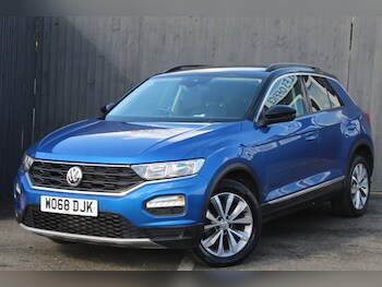 Used Volkswagen T-Roc 2018 for sale - 77558618: Photo