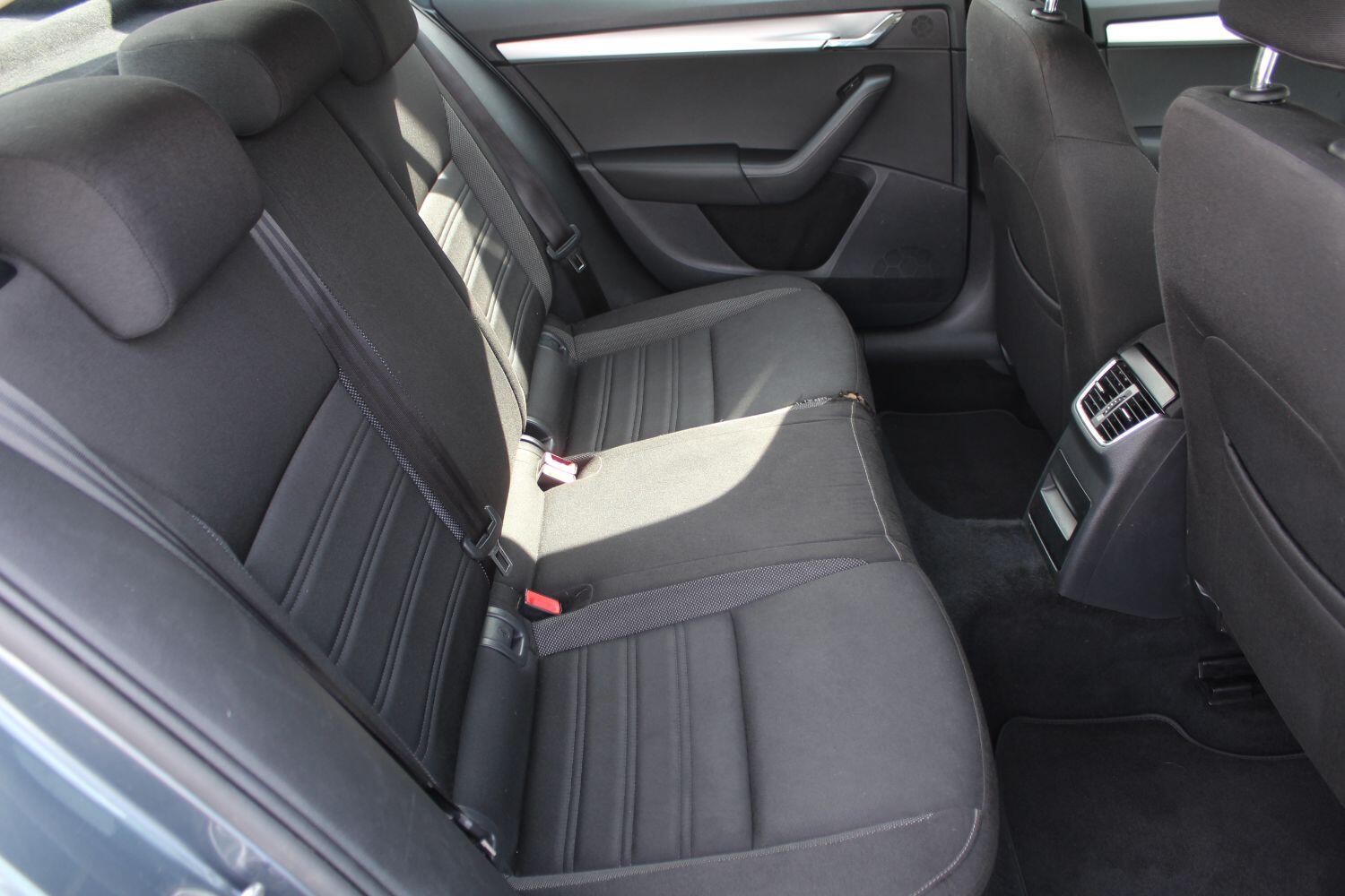 Used Skoda Octavia 2018 for sale - 76924334: Photo 14