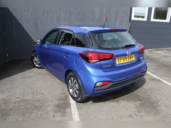 Used Hyundai i20 2019 for sale - 78807666: Photo