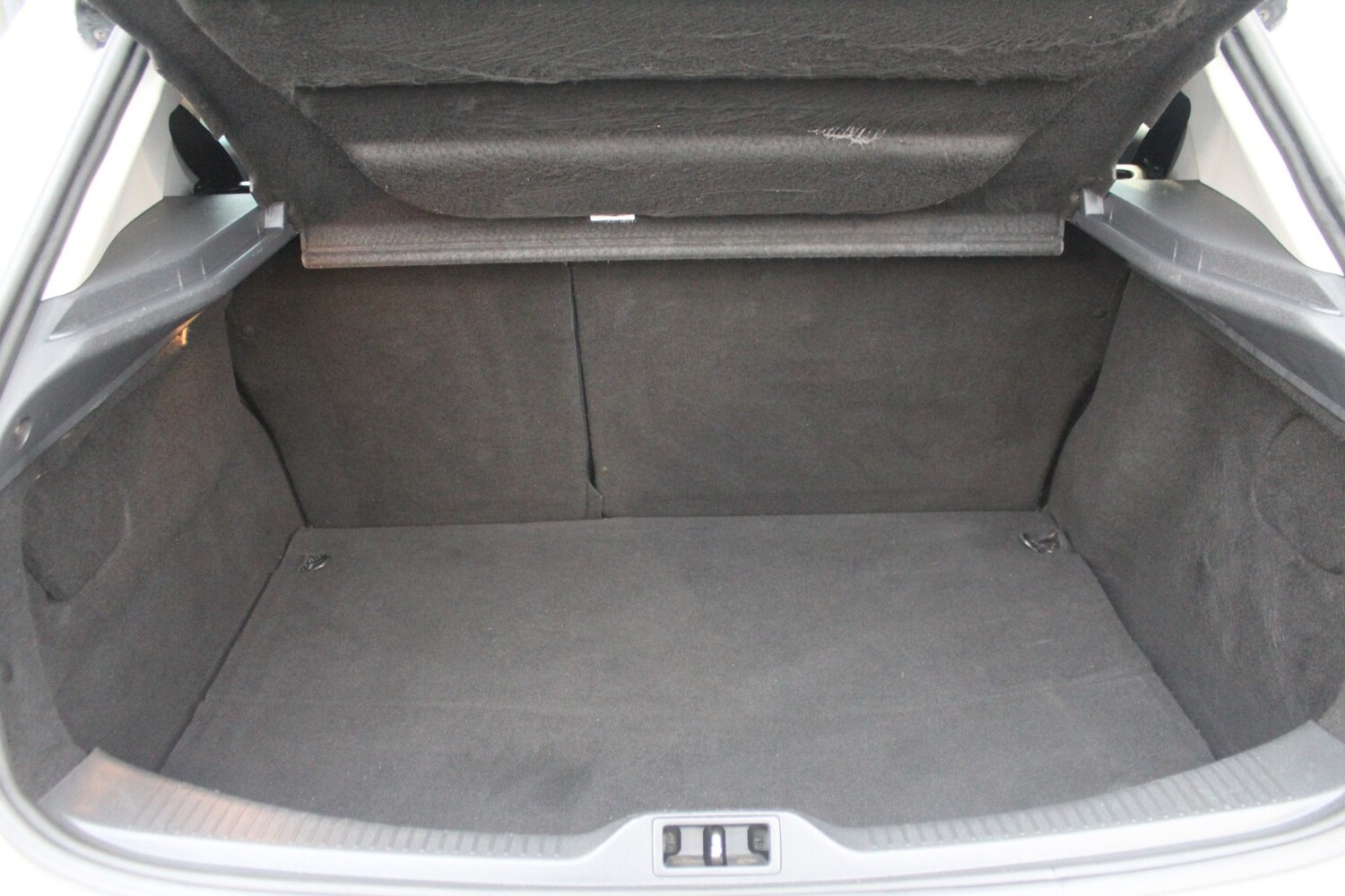 Used Renault Megane 2009 for sale - 77555075: Photo 12