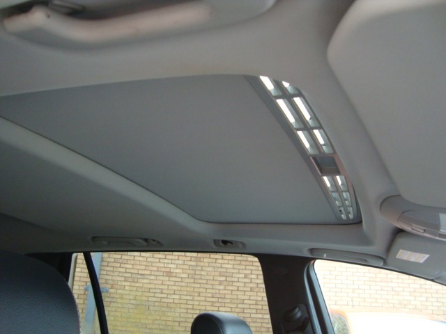 Used Mercedes-Benz R Class 2013 for sale - 76720079: Photo 23