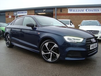 2019 (69) - 30 TDI 116 Black Edition 4dr