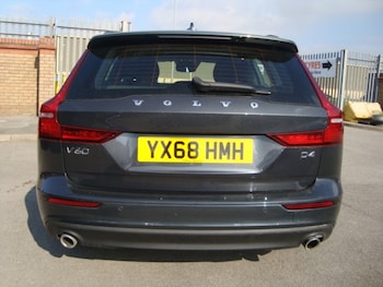 Used Volvo V60 2018 for sale - 76098348: Photo 4