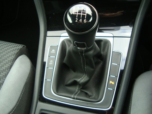 Used Volkswagen Golf 2020 for sale - 76440002: Photo 18