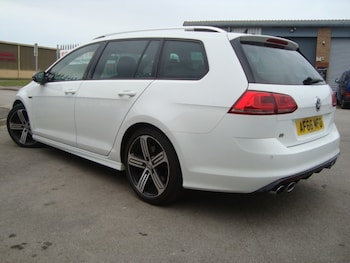 Used Volkswagen Golf 2016 for sale - 76911515: Photo