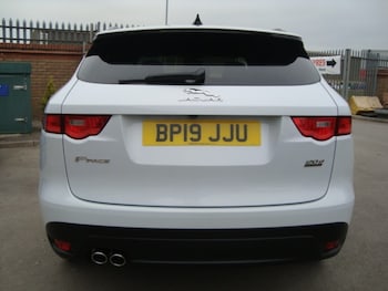 Used Jaguar F-Pace 2019 for sale - 79187789: Photo