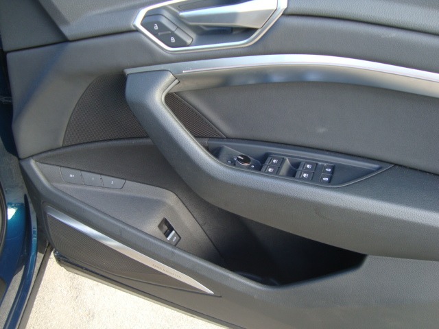 Used Audi e-tron 2021 for sale - 76098856: Photo 13