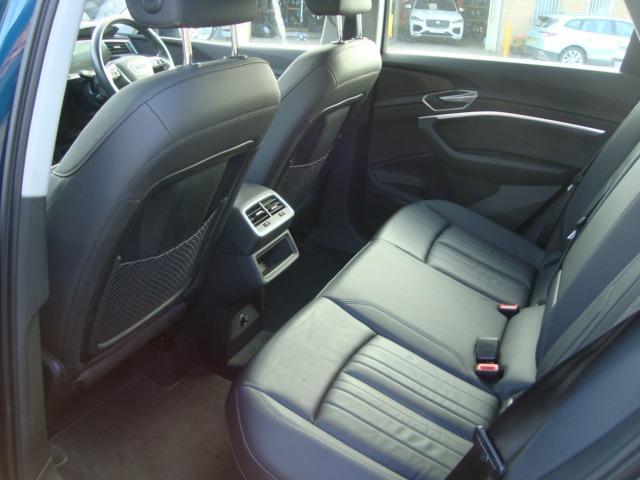 Used Audi e-tron 2021 for sale - 76098856: Photo 8