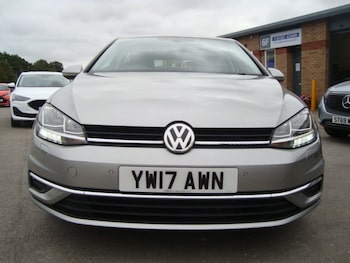 Used Volkswagen Golf 2017 for sale - 75662203: Photo