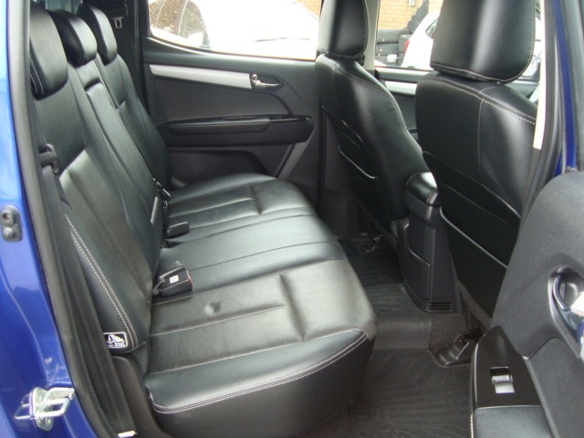 Used Isuzu D-Max 2018 for sale - 77632678: Photo 13