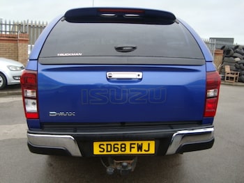 Used Isuzu D-Max 2018 for sale - 77632678: Photo