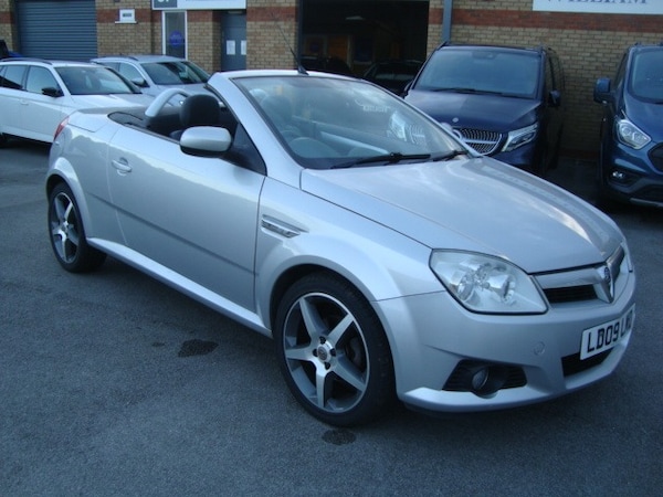 Used Vauxhall Tigra 2009 for sale - 76252792: Photo 24