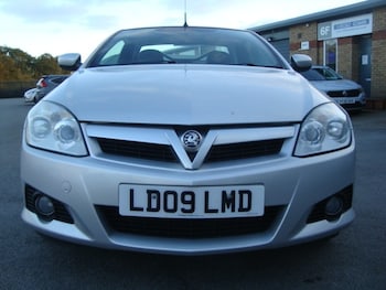 Used Vauxhall Tigra 2009 for sale - 76252792: Photo