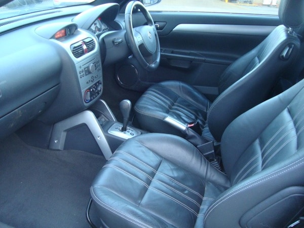 Used Vauxhall Tigra 2009 for sale - 76252792: Photo 5