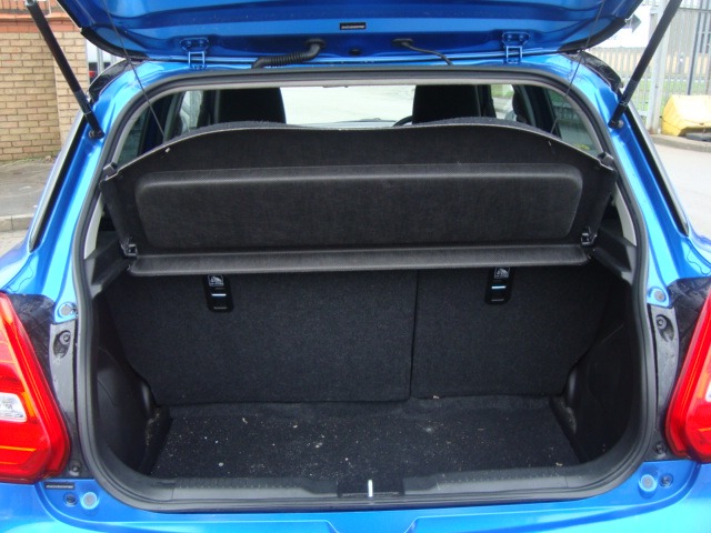 Used Suzuki Swift 2024 for sale - 77240396: Photo 8