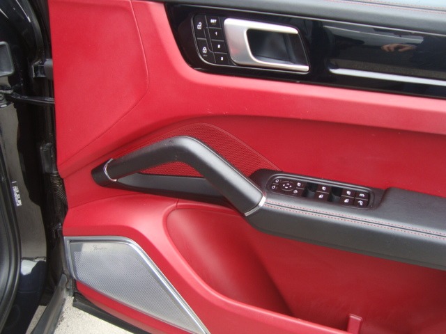 Used Porsche Cayenne 2021 for sale - 77796803: Photo 18