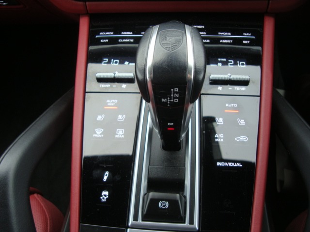 Used Porsche Cayenne 2021 for sale - 77796803: Photo 31