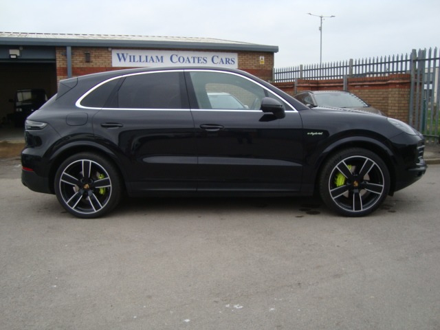 Used Porsche Cayenne 2021 for sale - 77796803: Photo 44