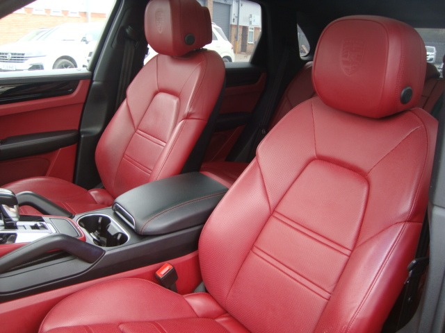 Used Porsche Cayenne 2021 for sale - 77796803: Photo 7