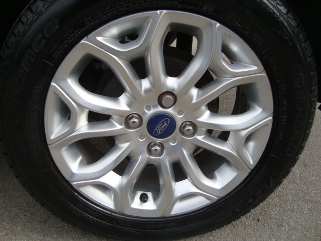 Used Ford Ecosport 2014 for sale - 77982016: Photo 9