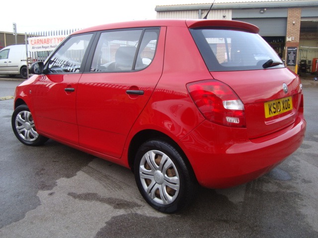 Used Skoda Fabia 2010 for sale - 77207243: Photo 2
