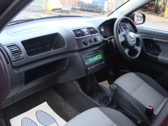 Used Skoda Fabia 2010 for sale - 77207243: Photo 6