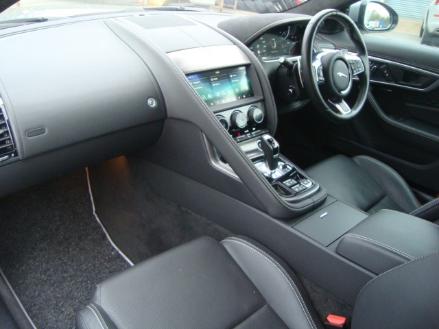 Used Jaguar F-Type 2020 for sale - 77026225: Photo 6
