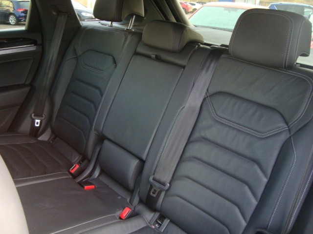 Used Volkswagen Touareg 2019 for sale - 76853589: Photo 10