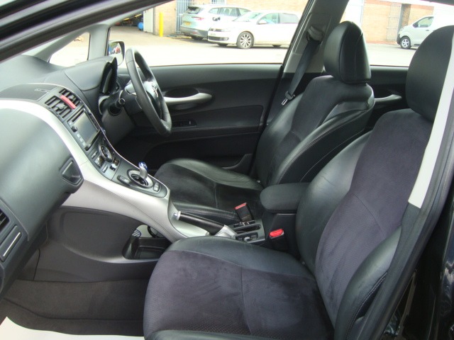 Used Toyota Auris 2012 for sale - 78020502: Photo 6