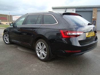 Used Skoda Superb 2015 for sale - 78876907: Photo