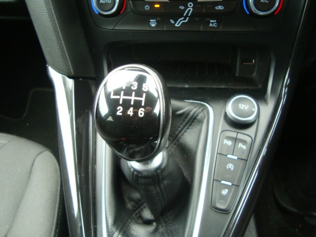 Used Ford Focus 2017 for sale - 77909933: Photo 16