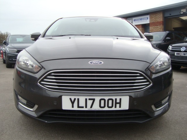 Used Ford Focus 2017 for sale - 77909933: Photo 3