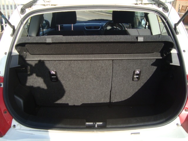 Used Suzuki Swift 2016 for sale - 76445379: Photo 10