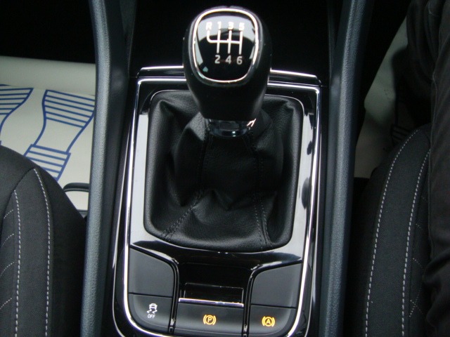 Used Skoda Karoq 2018 for sale - 77304753: Photo 17