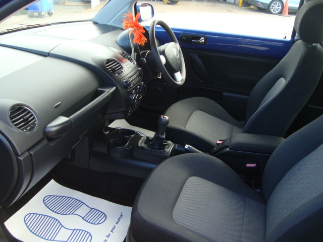 Used Volkswagen Beetle 2006 for sale - 76941920: Photo 5