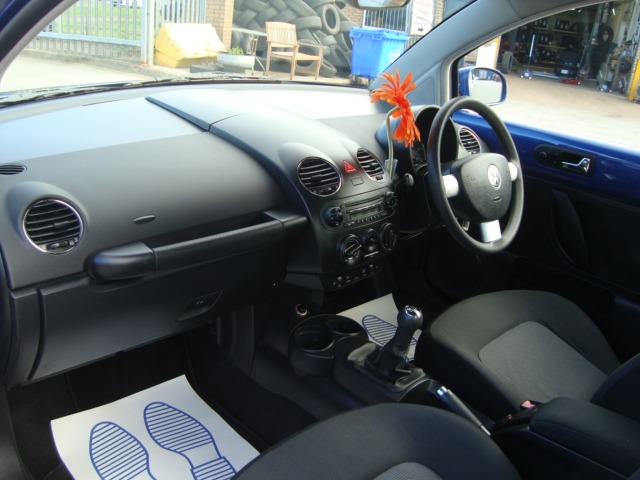 Used Volkswagen Beetle 2006 for sale - 76941920: Photo 6