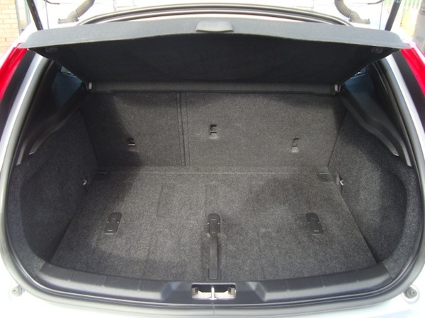 Used Volvo V40 2015 for sale - 76237366: Photo 11