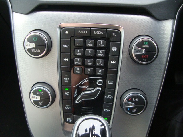 Used Volvo V40 2017 for sale - 77240454: Photo 19