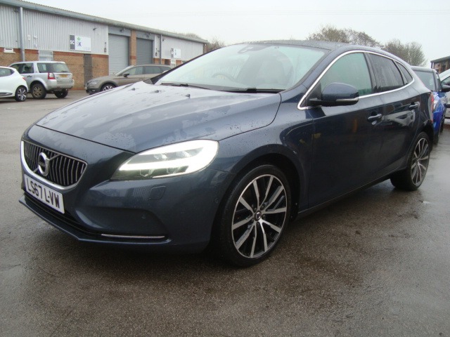 Used Volvo V40 2017 for sale - 77240454: Photo 25