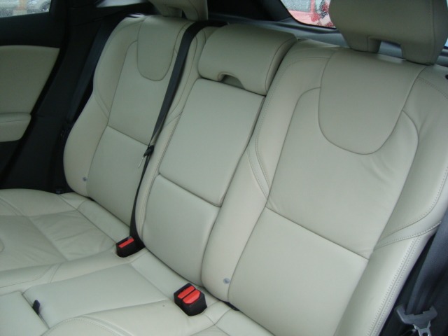 Used Volvo V40 2017 for sale - 77240454: Photo 9