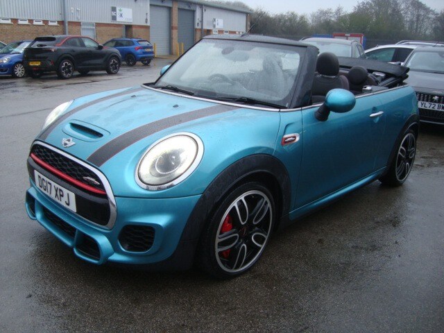 Used MINI Convertible 2017 for sale - 77453656: Photo 32