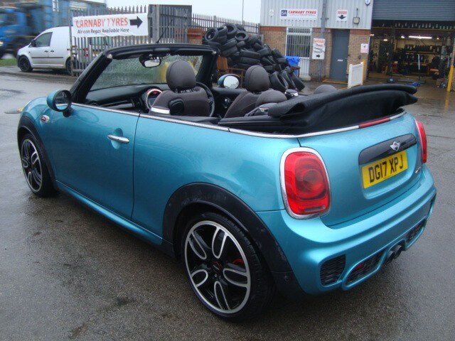 Used MINI Convertible 2017 for sale - 77453656: Photo 33