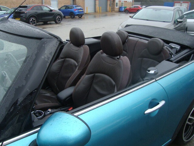 Used MINI Convertible 2017 for sale - 77453656: Photo 37