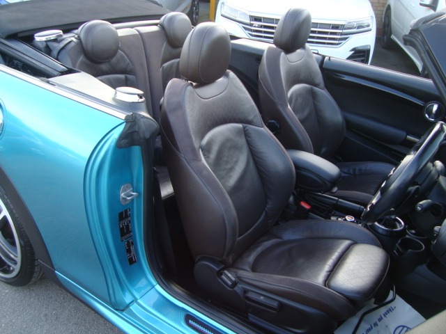 Used MINI Convertible 2017 for sale - 77453656: Photo 39