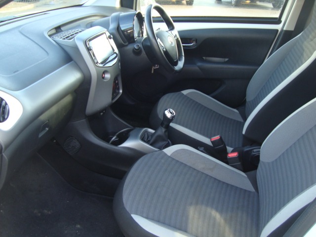 Used Toyota AYGO 2019 for sale - 77166232: Photo 5