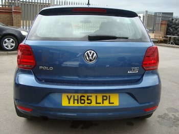 Used Volkswagen Polo 2015 for sale - 79143881: Photo